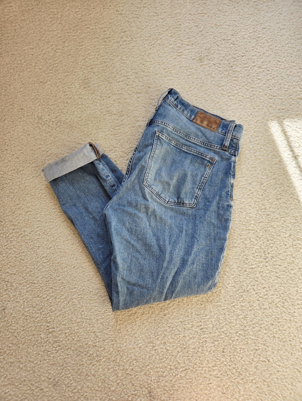 Madewell Cropped Blue Jeans